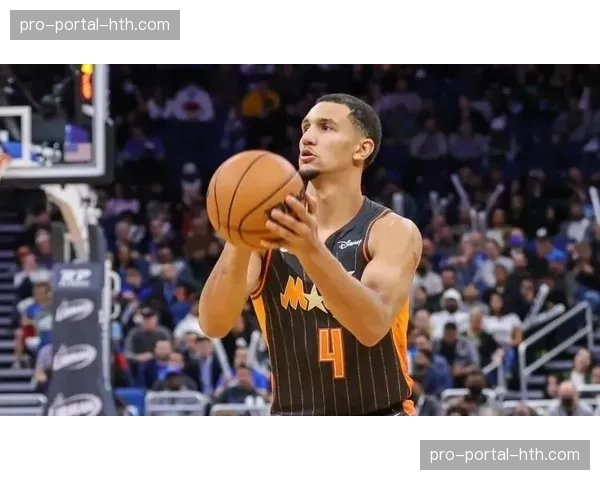 战术板前瞻：面对后卫线冲击力升级，传统内线球队的护框新解