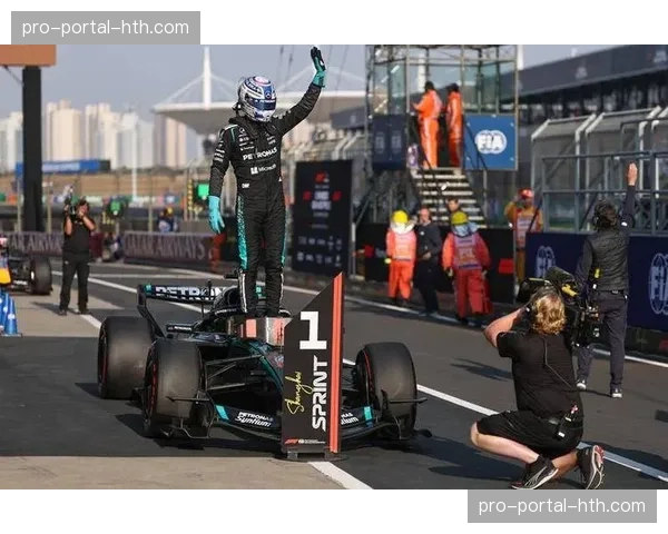 车手积分榜:安东内利领跑,拉塞尔第二,勒克莱尔第三,汉密尔顿第四 车手积分榜:安东内利领跑,拉塞尔第二,勒克莱尔第三,汉密尔顿第四